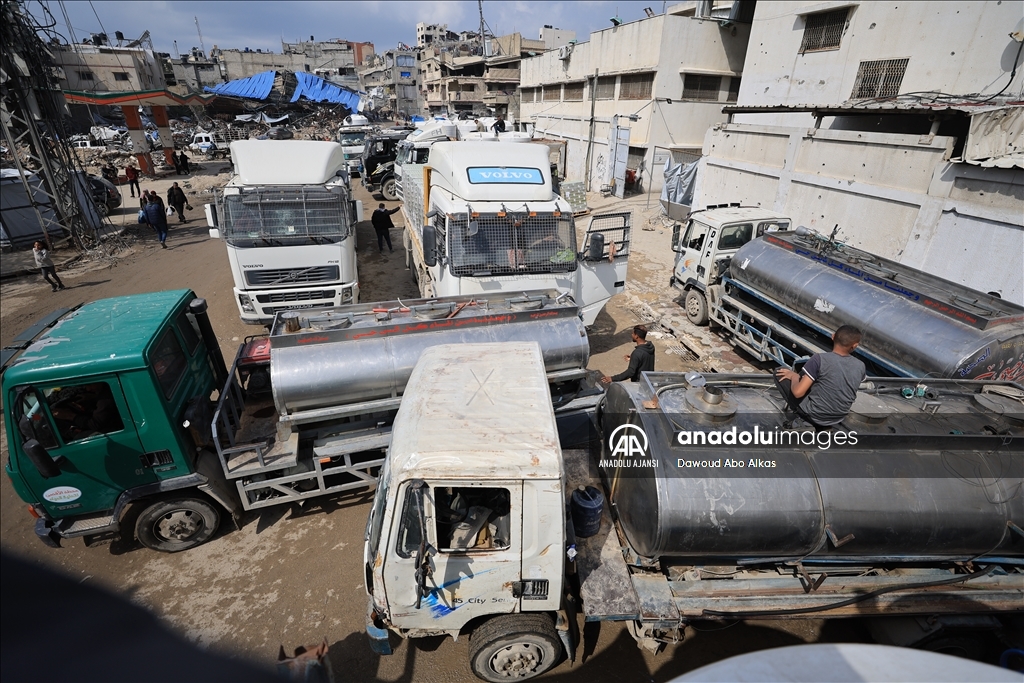 Gazze'deki su krizi devam ediyor