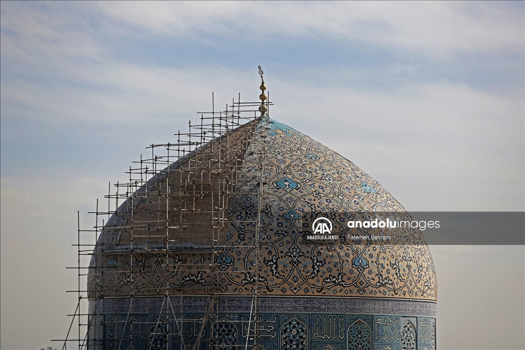 İran’da Minaresiz ve Avlusuz Cami: Şeyh Lütfullah Camii