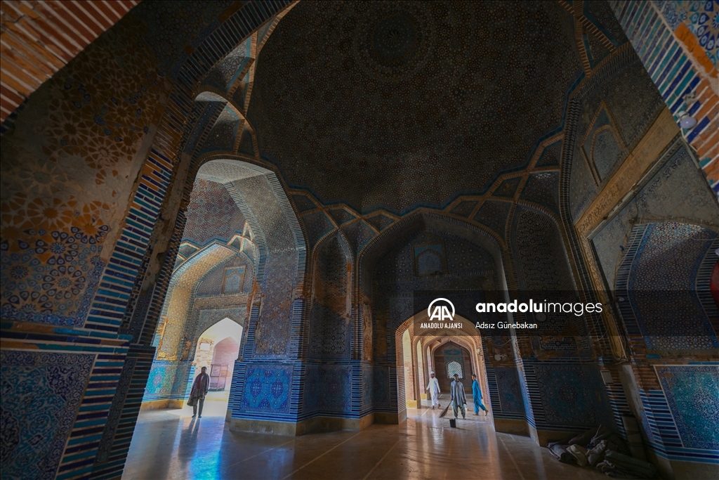 Pakistan'ın tarihi camileri ramazanda da ziyaretçilerini ağırlıyor