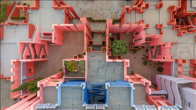 Calpe'nin Mimari Harikası: La Muralla Roja