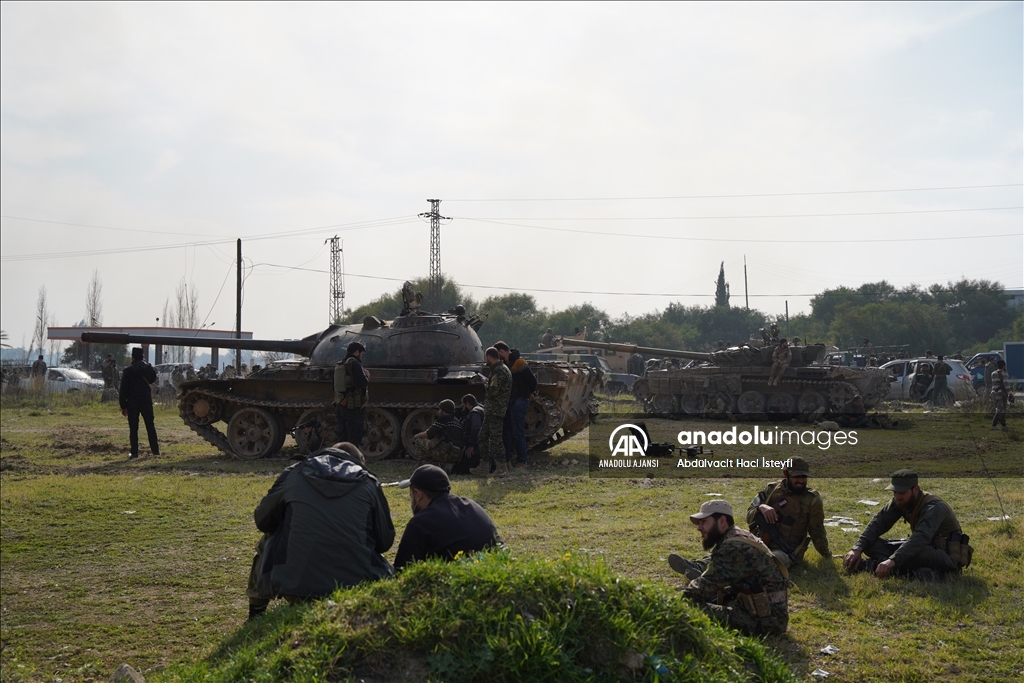 Suriye'nin Lazkiye ilinde devrik rejim güçlerini arama faaliyetleri genişliyor
