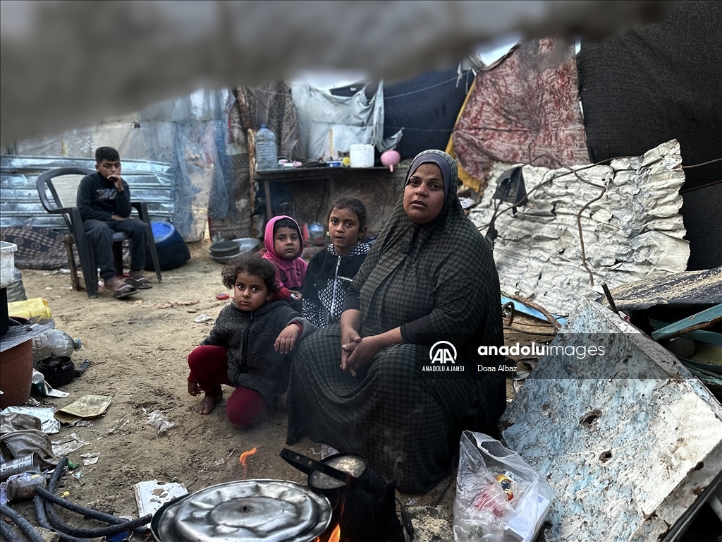 Dünya kadınları 8 Mart'ı kutlarken, Gazze'dekiler "hayatta kalma savaşı" veriyor 