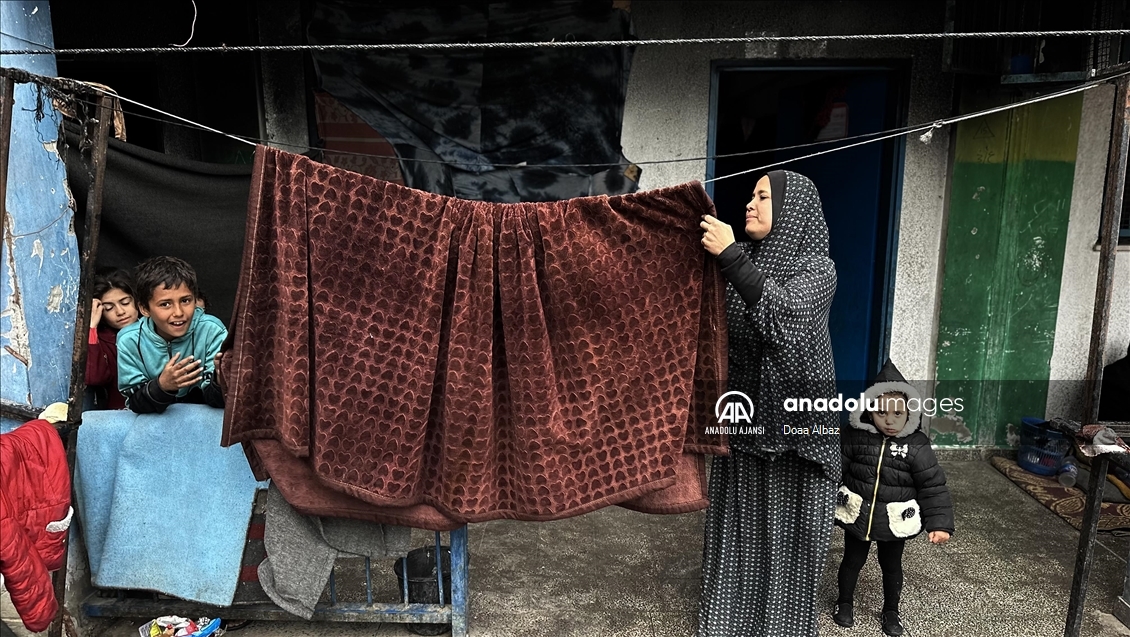 Dünya kadınları 8 Mart'ı kutlarken, Gazze'dekiler "hayatta kalma savaşı" veriyor 