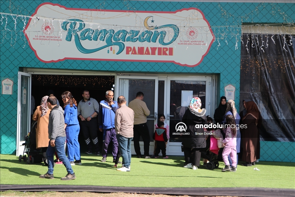 Kahramanmaraş'ta çocuklar için Ramazan Panayırı kuruldu