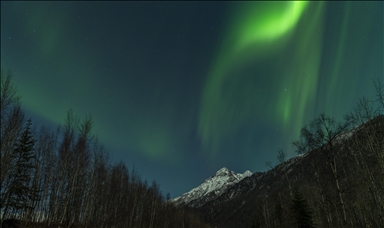 Alaska’da Geceyi Aydınlatan Mucize: Kuzey Işıkları