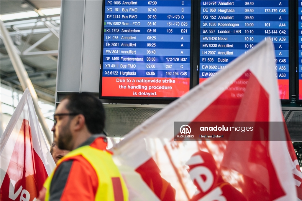 Germany airport strikes affect nearly half a million passengers