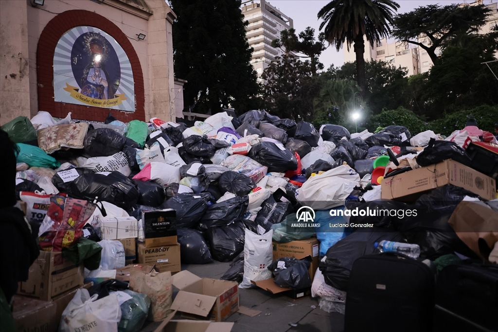 Arjantin'de selden etkilenen bölgelere dağıtılmak üzere yardım malzemeleri toplandı