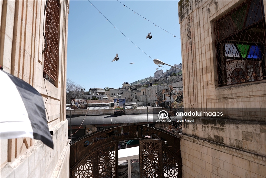 "مسجد النصر" بنابلس.. هبة فلسطينية لترميم معلم أحرقته إسرائيل