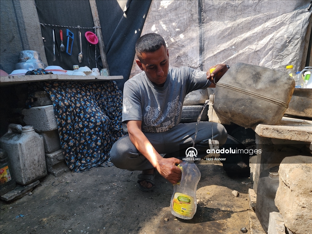 Gazze'de yerinden edilen Filistinlilerin zorlu yaşam mücadelesi