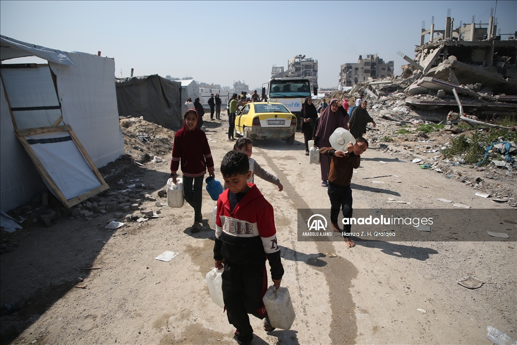 Gazze'deki su krizi devam ediyor