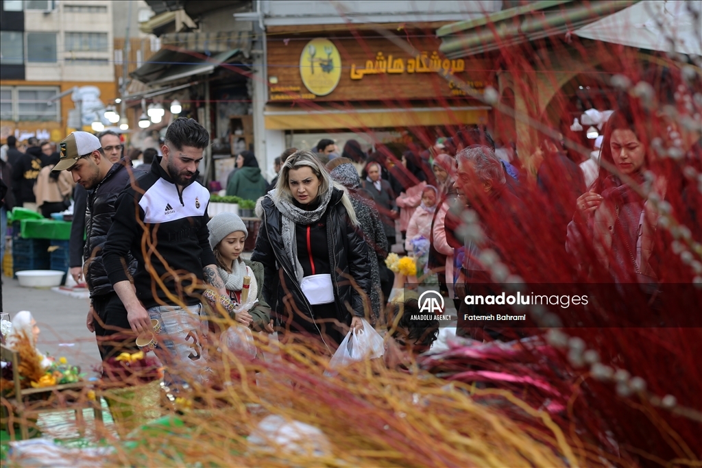 أجواء احتفالية في إيران مع اقتراب عيد النوروز