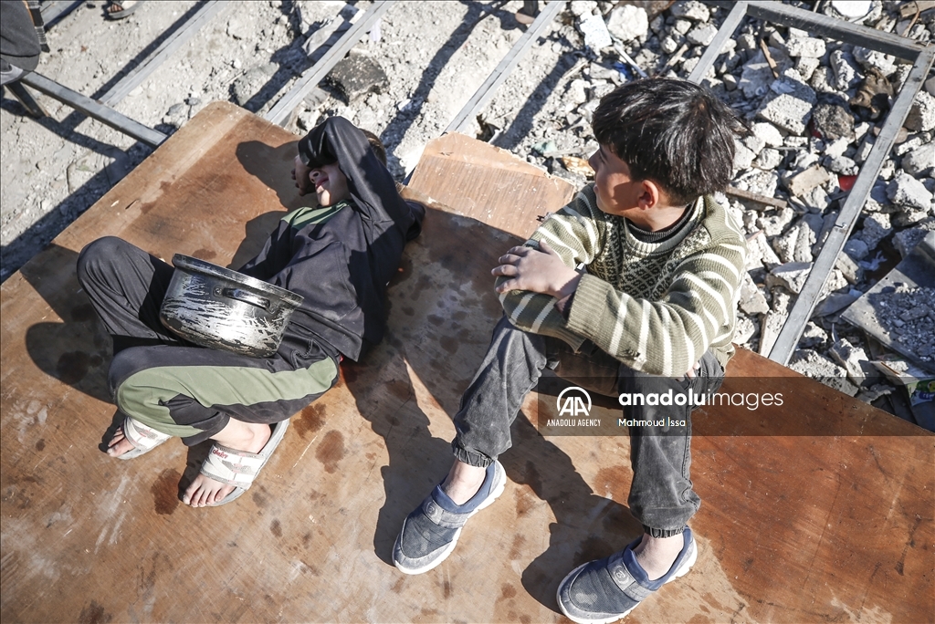 Food crisis in the Gaza Strip deepens day by day