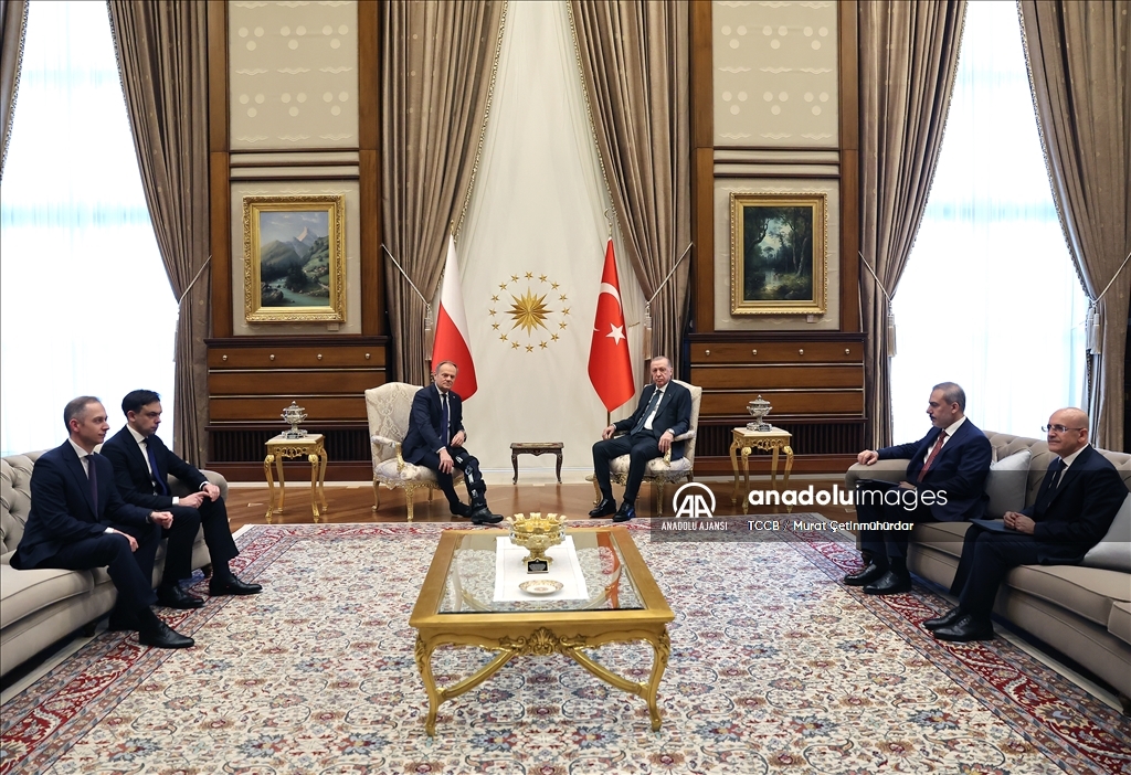 Cumhurbaşkanı Erdoğan, Polonya Başbakanı Tusk'ı resmi törenle karşıladı