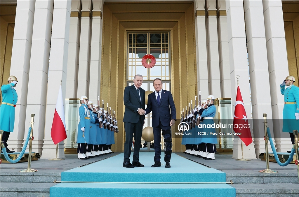 Cumhurbaşkanı Erdoğan, Polonya Başbakanı Tusk'ı resmi törenle karşıladı