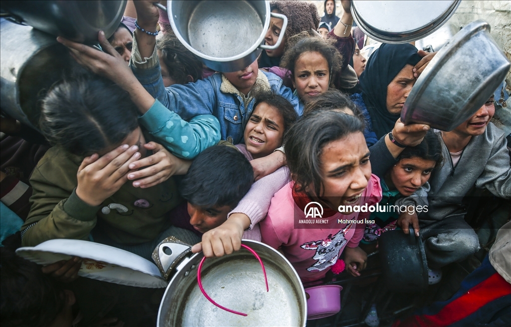 Food crisis in the Gaza Strip deepens day by day