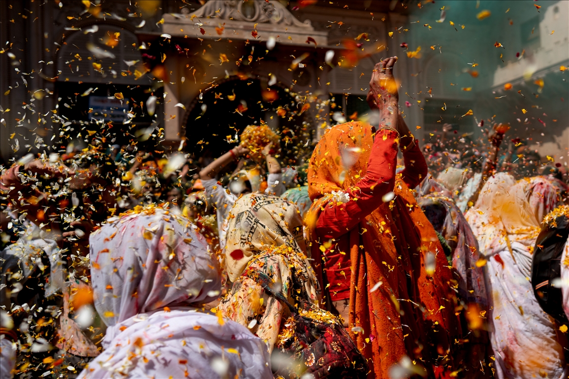 Indijke proslavljaju dolazak proljeća na festival Holi