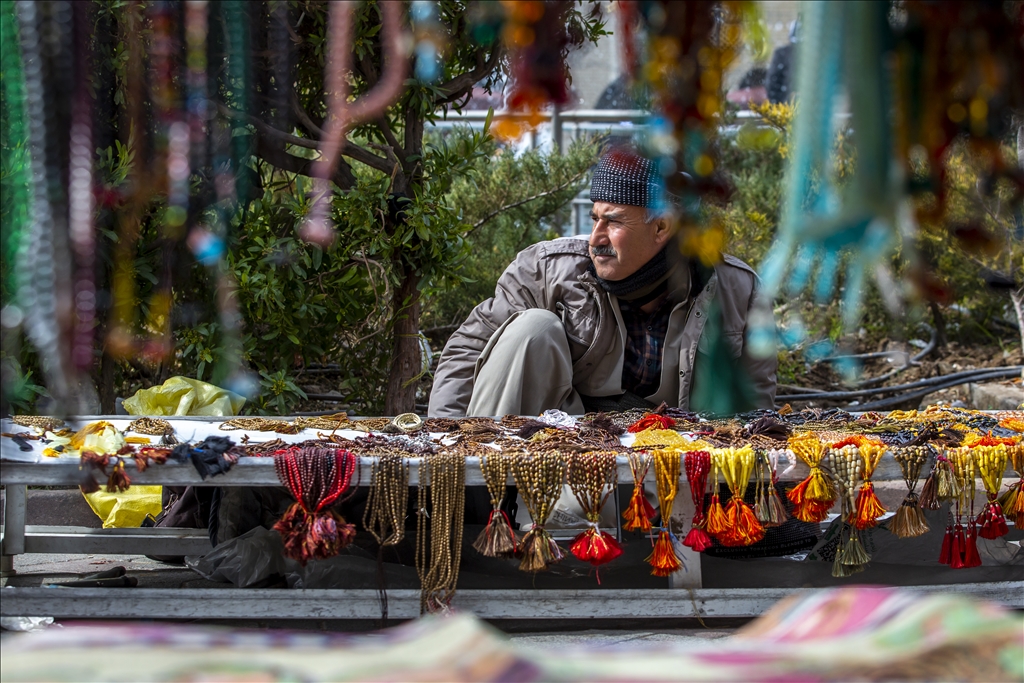 Erbil'de ramazan ayının gelişiyle tespih satışlarında artış yaşanıyor