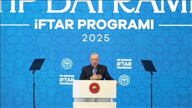 Cumhurbaşkanı Erdoğan sağlık çalışanlarıyla iftar programında konuştu