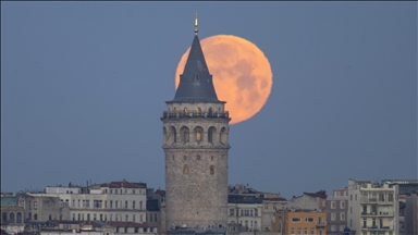 İstanbul'da dolunay