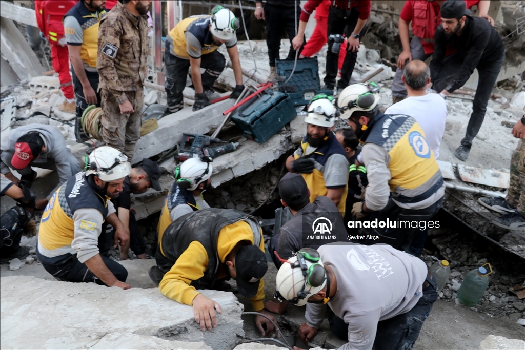 Suriye'nin Lazkiye ilinde meydana gelen patlamada 3 kişi öldü, 12 kişi yaralandı