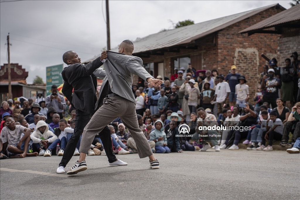 Güney Afrika'da "My Body My Space" sanat festivali düzenlendi