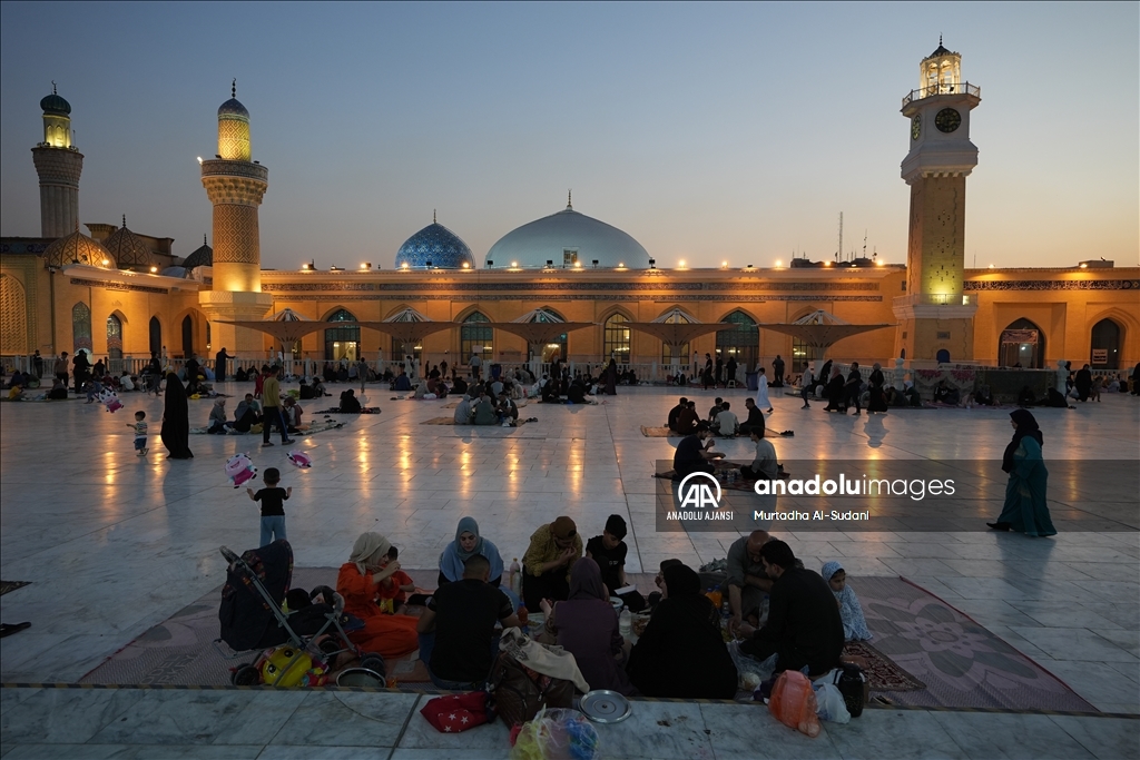 Irak'ta Abldulkadir Geylani Külliyesi'nde iftar