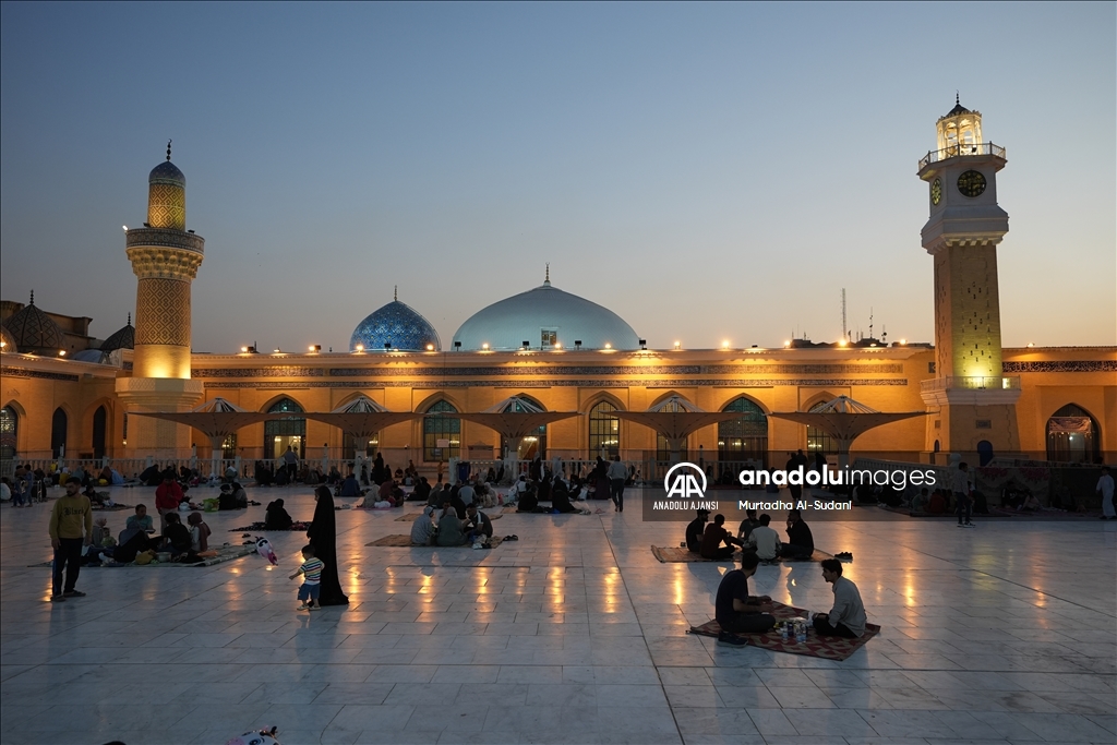 Irak'ta Abldulkadir Geylani Külliyesi'nde iftar