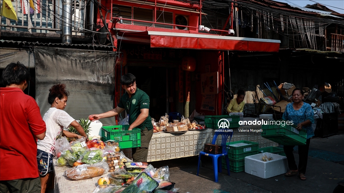 Bangkok’ta gıda kurtarma ve dağıtım hareketi