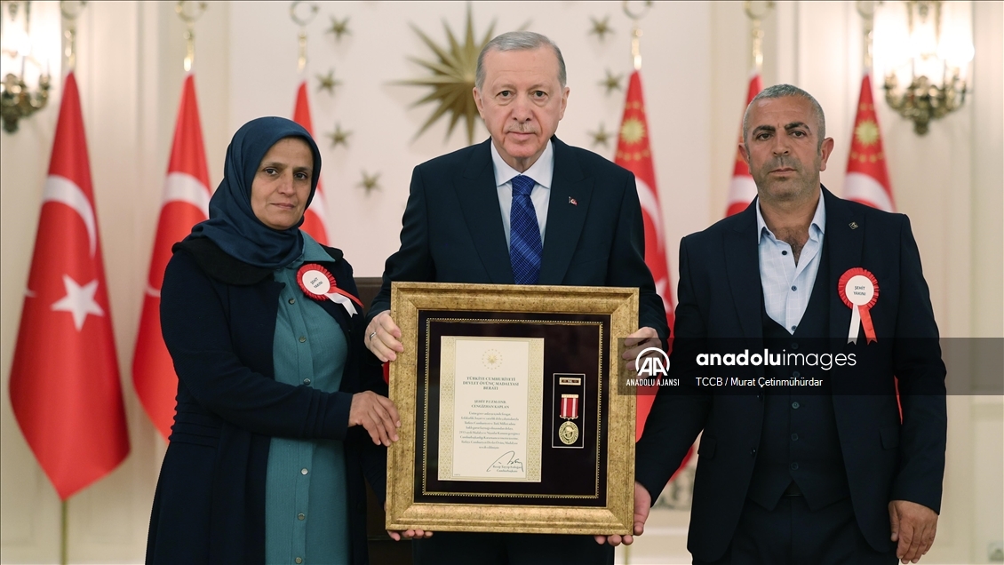 Cumhurbaşkanı Erdoğan Devlet Övünç Madalyası Tevcih Töreni'ne katıldı