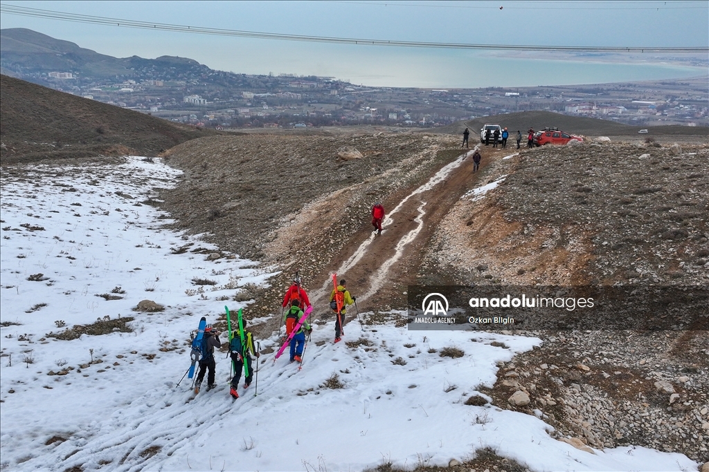 Climbers stranded on Artos mountain rescued