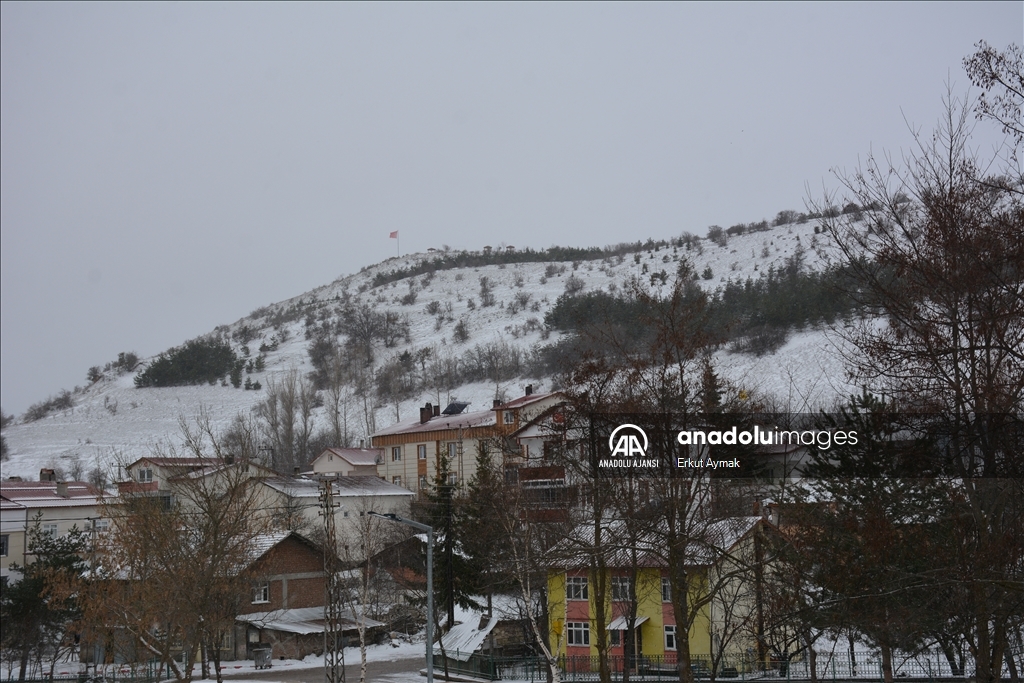 Tokat'ta kar yağışı etkili oldu