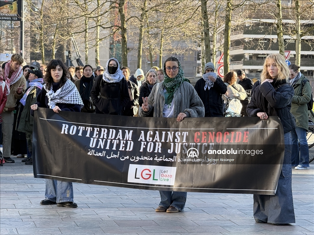 Hollanda'da, İsrail'in Gazze'de ateşkesi bozması protesto edildi