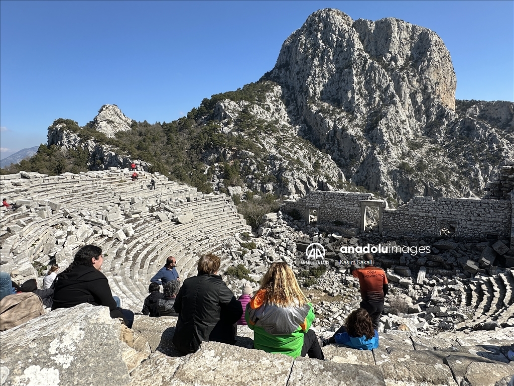 Tarih ve doğa tutkunlarının uğrak noktası Termessos, baharın gelişiyle hareketlendi