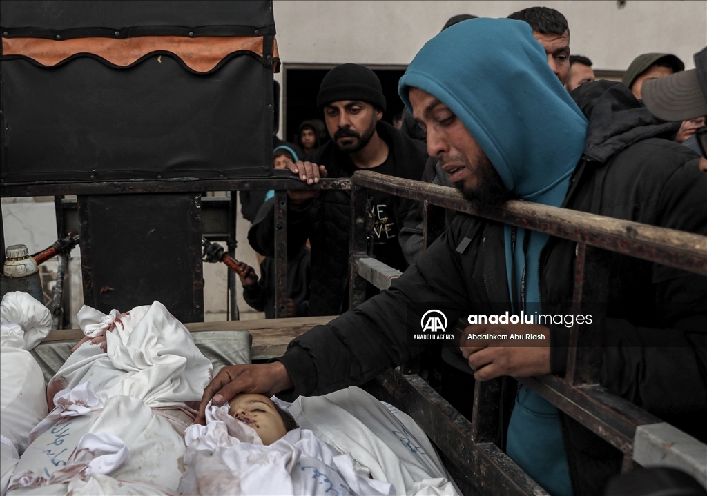 Israel attacks on Gaza, breaking ceasefire: 35 dead