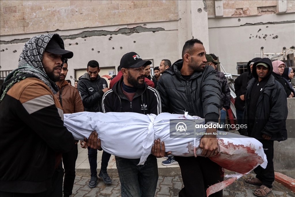 Israel attacks on Gaza, breaking ceasefire: 35 dead