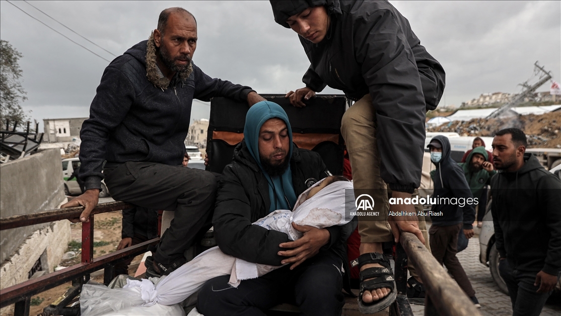 Israel attacks on Gaza, breaking ceasefire: 35 dead