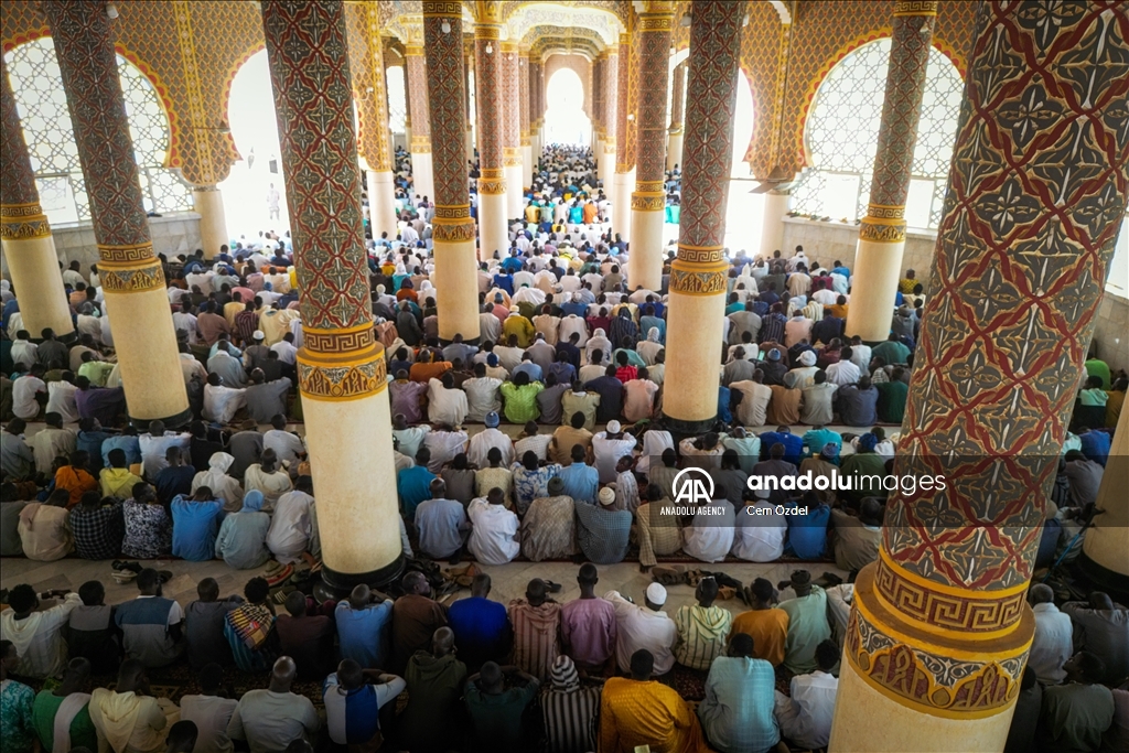 Senegal's Mouride Brotherhood Gathers for Ramadan Prayers in Touba