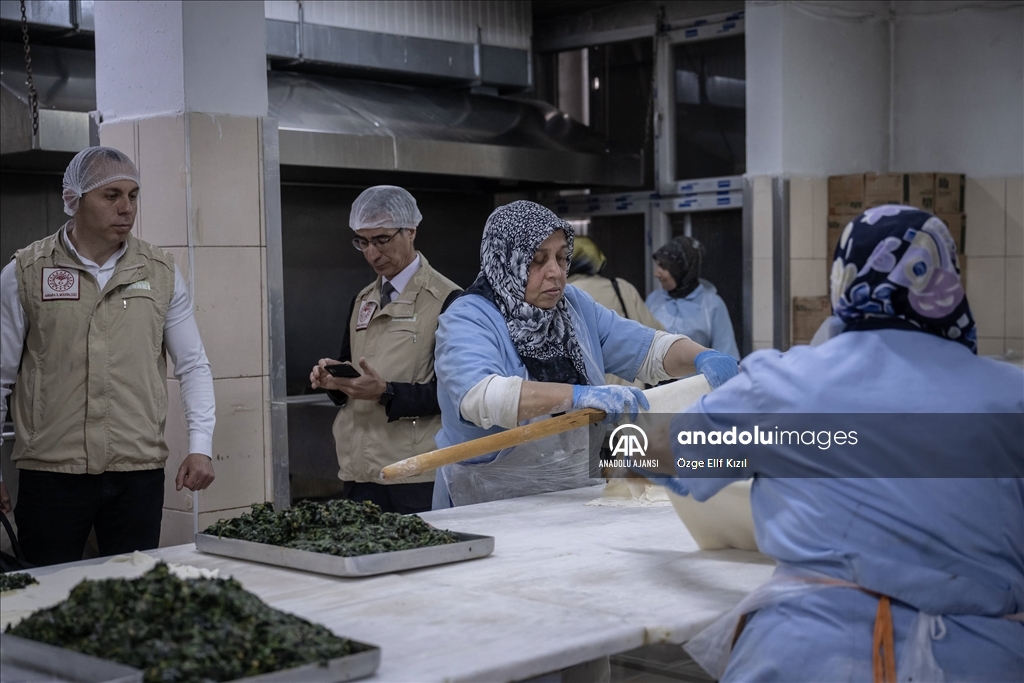 Tarım ve Orman Bakanlığı ekipleri bayram öncesi tatlı ve şekerleme iş yerlerinde denetim gerçekleştirdi