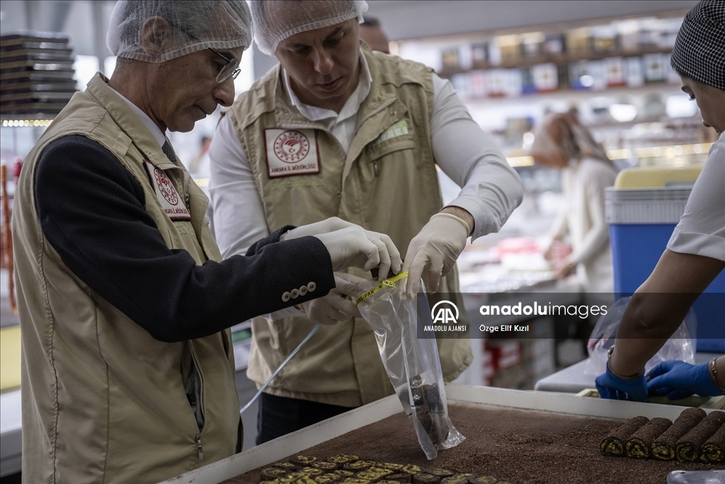 Tarım ve Orman Bakanlığı ekipleri bayram öncesi tatlı ve şekerleme iş yerlerinde denetim gerçekleştirdi