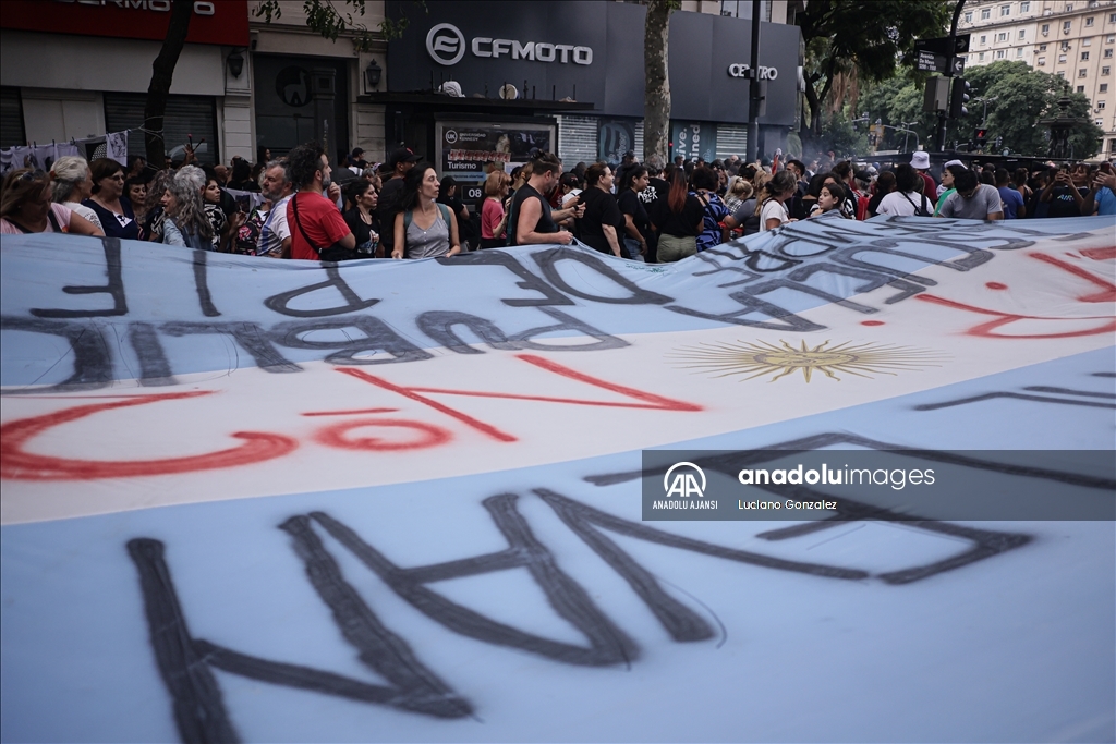 Arjantin'de yapılan son askeri darbenin üstünden 49 yıl geçti