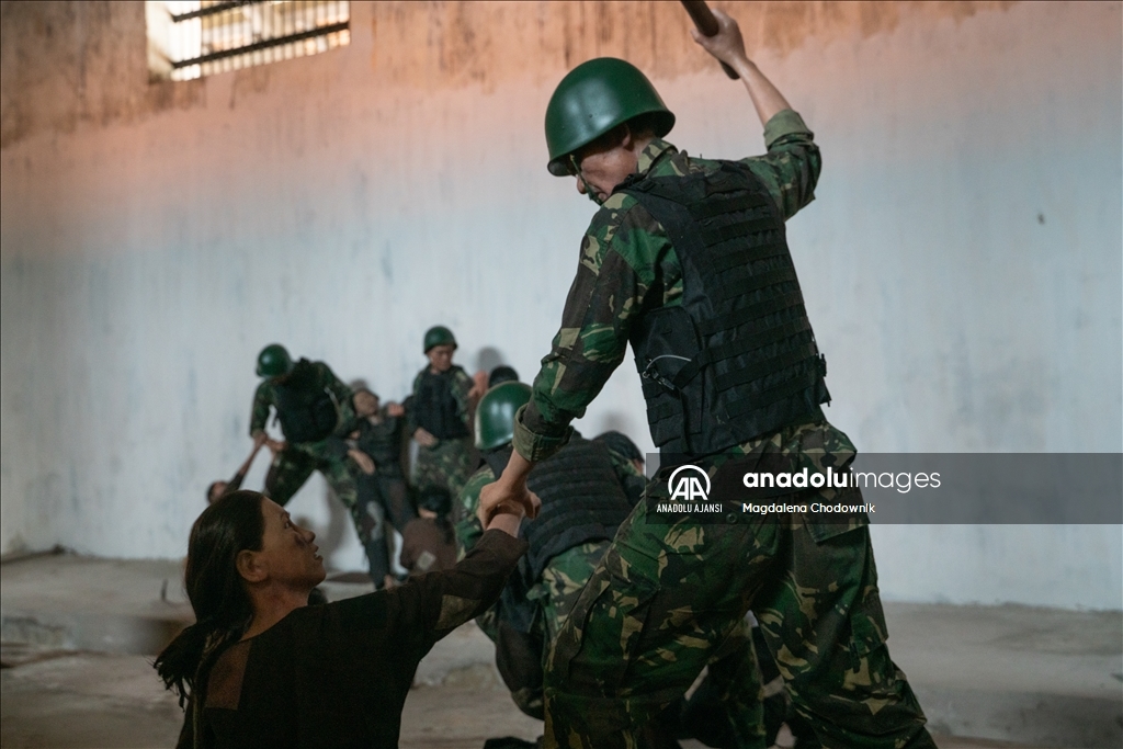 Vietnam’daki acımasız Con Dao Hapishanesi