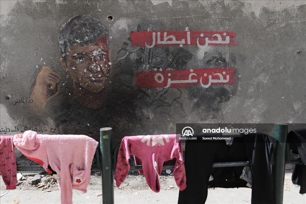 Gazze’de Filistin direnişi duvarlara yansıdı