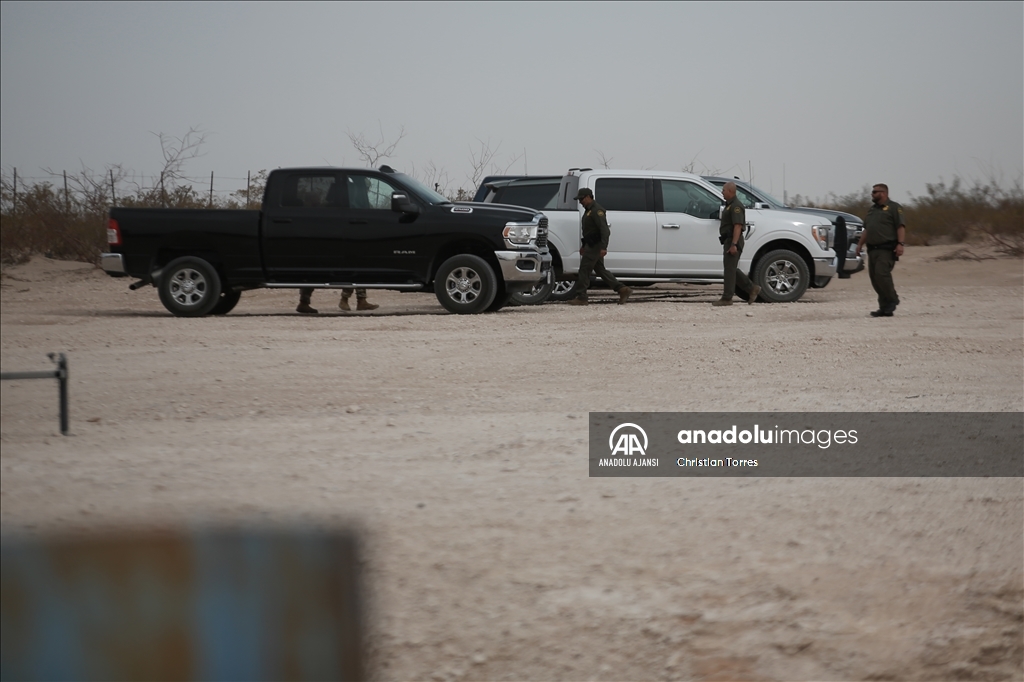ABD yasadışı sınır geçişlerini engellemek için sınır bölgesinde gözlem yapıyor 