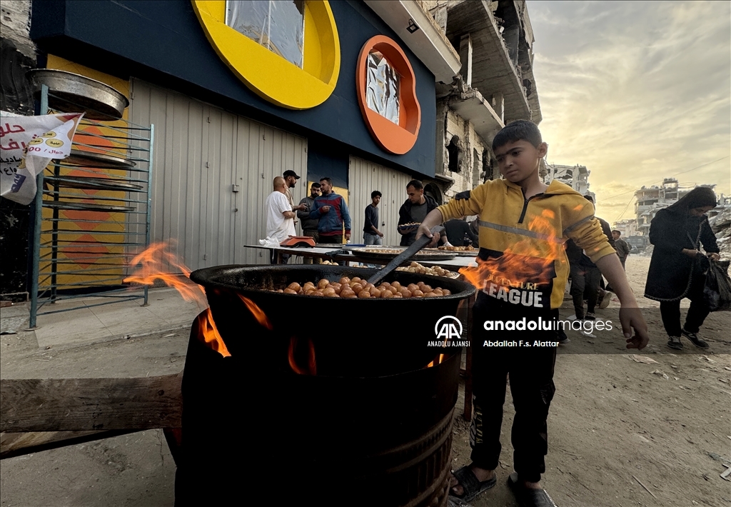Gazze'de bayram alışverişi yoğunluğu