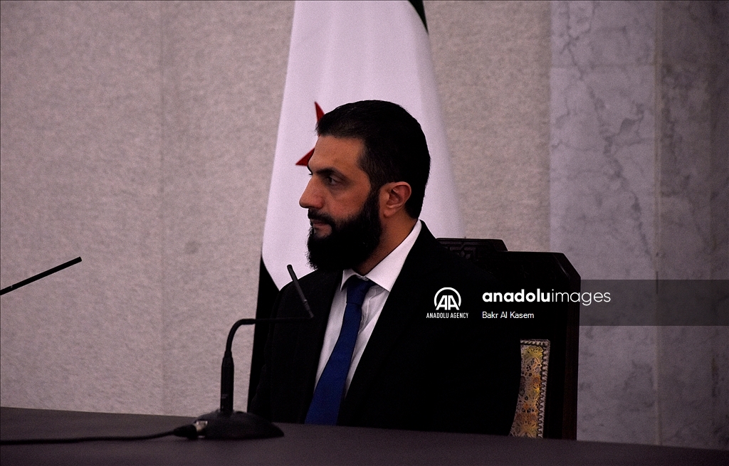 الشرع يعلن تعيين أسامة الرفاعي مفتيا جديدا لسوريا
