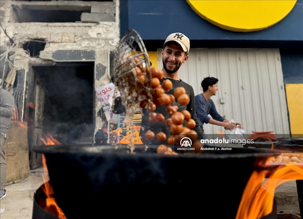 Gazze'de bayram alışverişi yoğunluğu