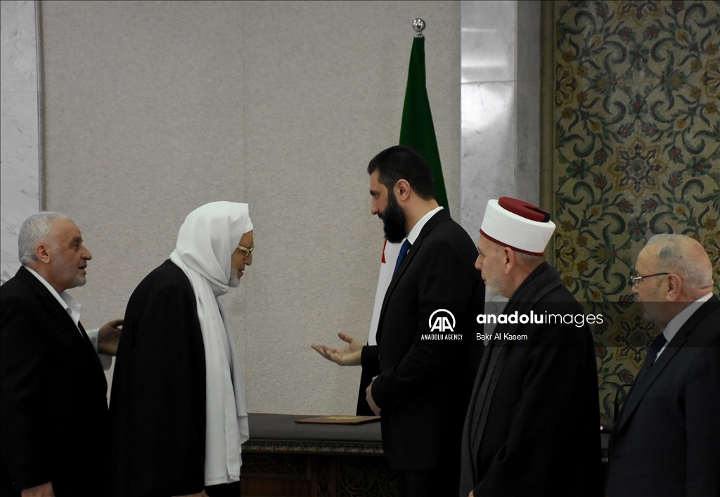 الشرع يعلن تعيين أسامة الرفاعي مفتيا جديدا لسوريا
