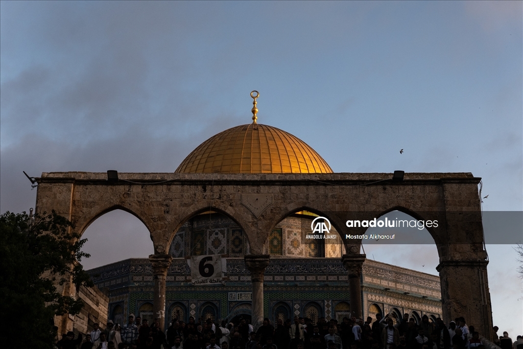 Mescid-i Aksa' da Ramazan Bayramı namazı kılındı