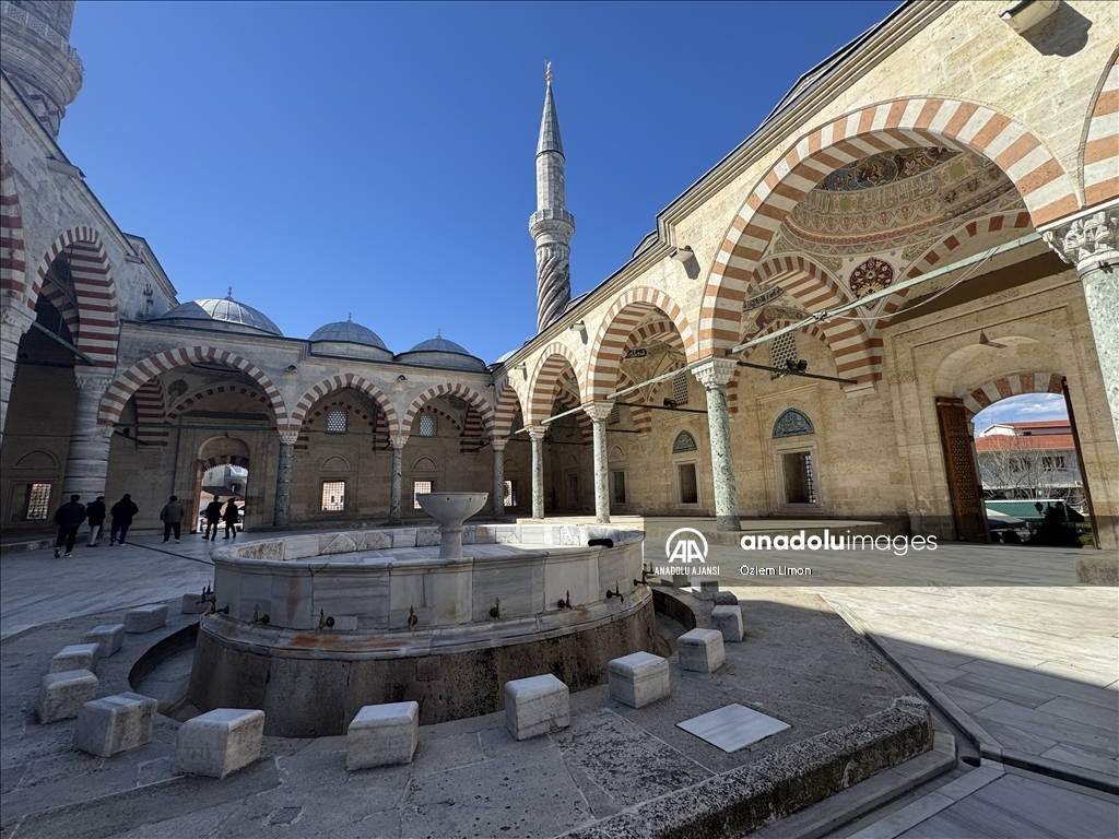 Tarih, doğa ve lezzetin buluştuğu Edirne, gezginlerin uğrak noktası oluyor