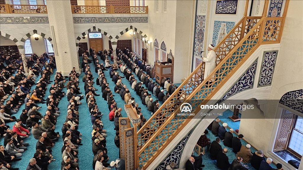 Zonguldak'ta bayram namazı kılındı